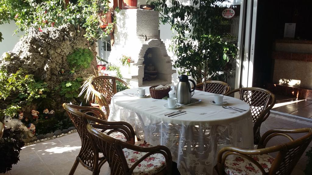 Family Hotel Sofi Sozopol Exterior foto