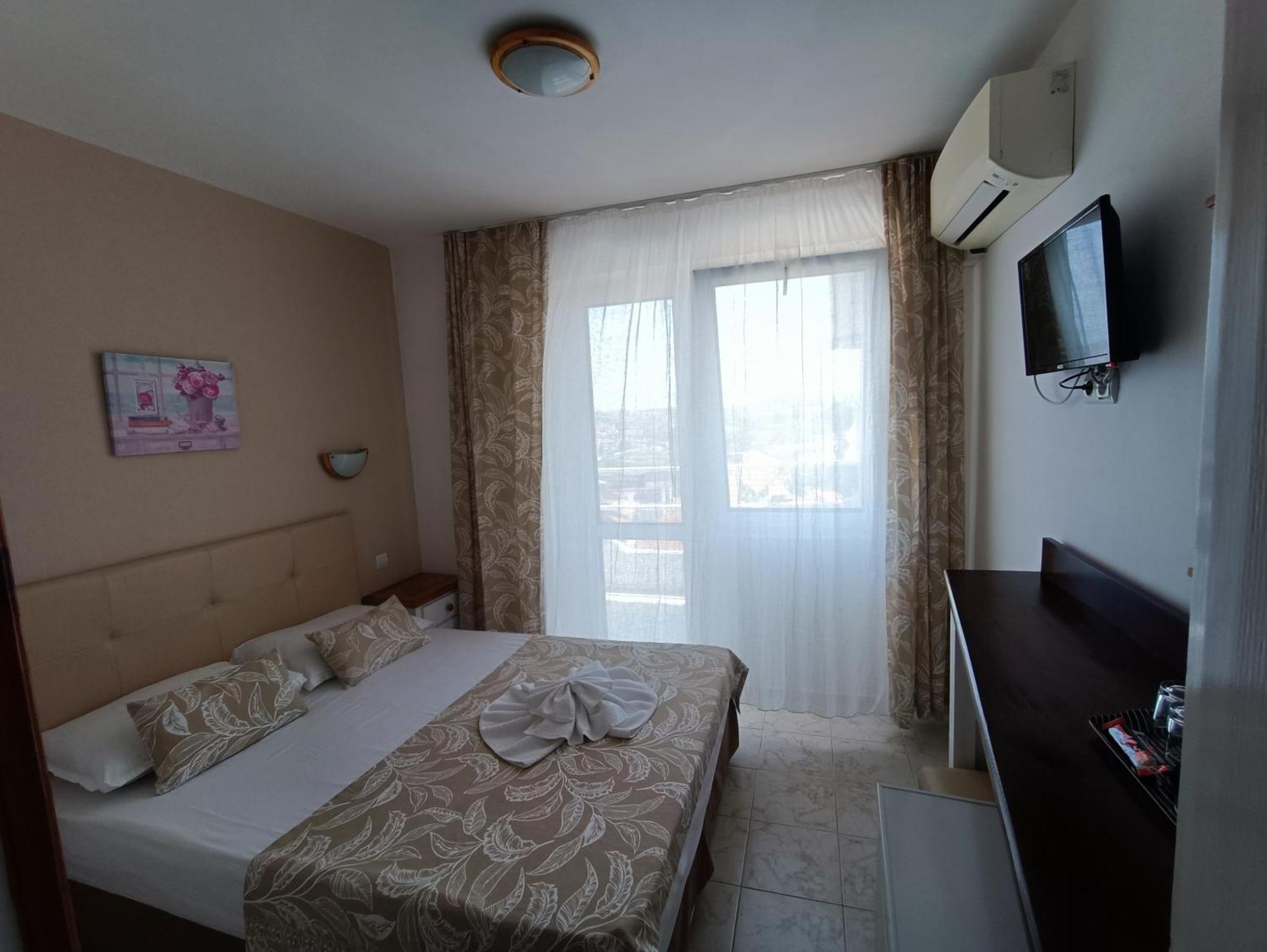 Family Hotel Sofi Sozopol Exterior foto