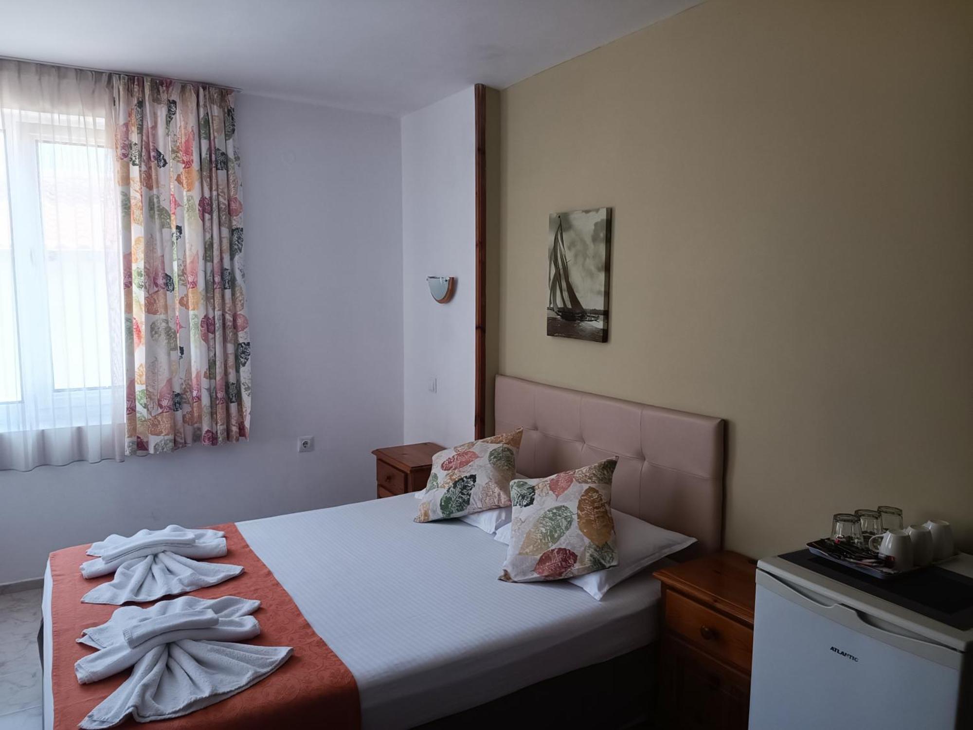 Family Hotel Sofi Sozopol Exterior foto